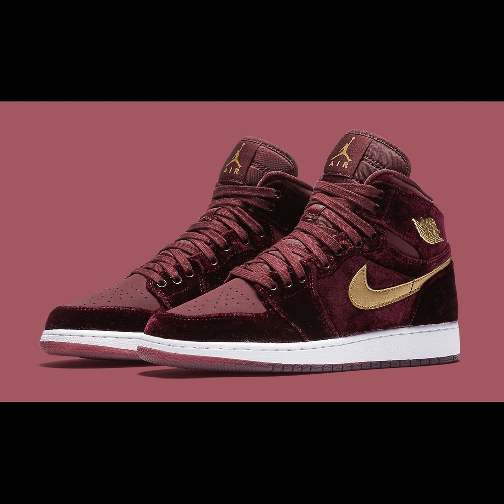 Air Jordan 1 Heiress GG Velvet Size 5.5Y